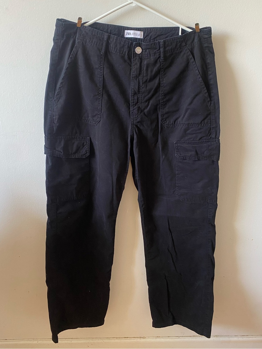 Zara Womens Black Cargo Trousers with Utility Pockets